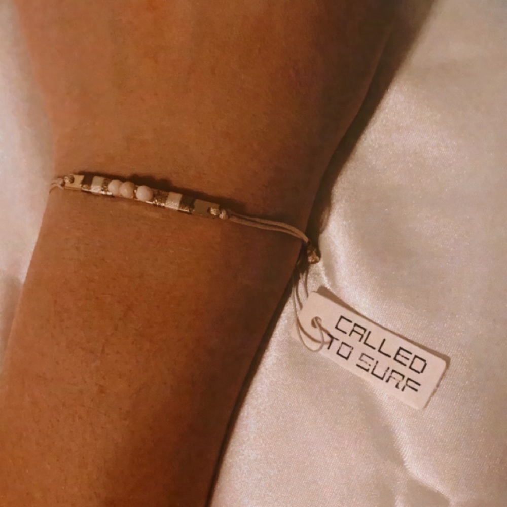 gold bracelet